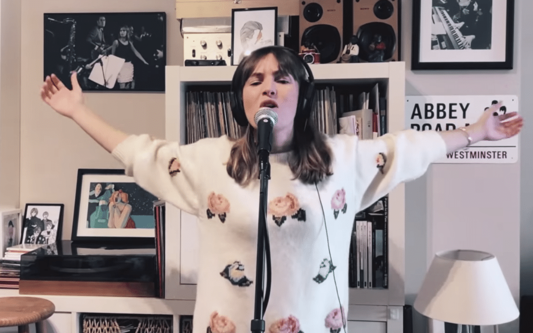 Más de 30 artistas unen sus voces para cantar «Resistiré»