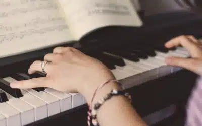 Cómo tocar el piano: Consejos y técnicas para mejorar