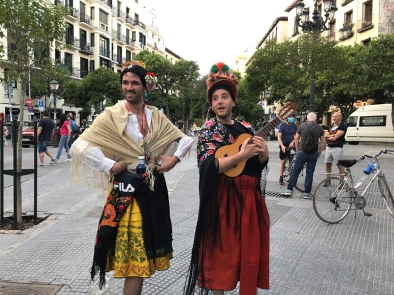 el-gato-con-jotas-creacion-de-nuevo-folklore